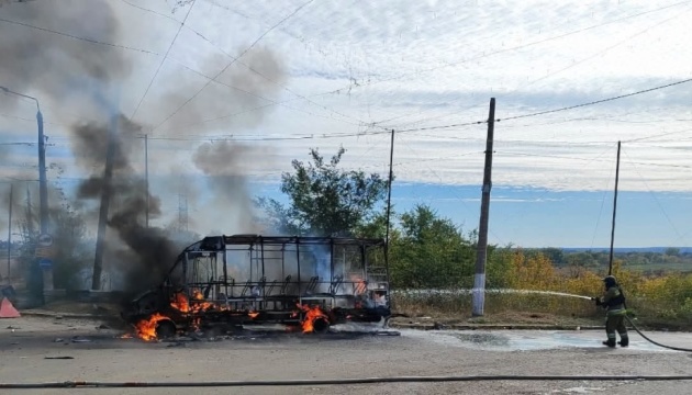 Дрони РФ атакували автобус і автомобіль у Слов'янську: є загиблий та поранені