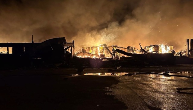 Росія втретє за пів року вдарила по ККПК: виробництво паперових виробів зупинено