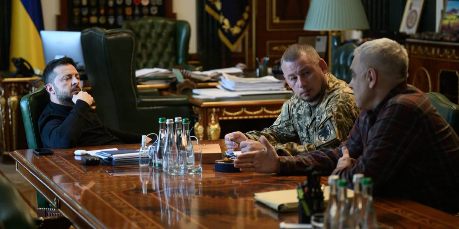 Зеленський після доповіді СБУ: Україна готує відповідь на нову хвилю російської ескалації