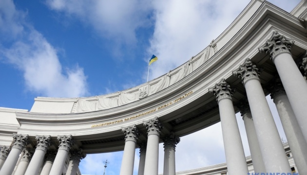 МЗС України висловило протест Білорусі через виклик дипломата і звинувачення у знищенні вантажівки
