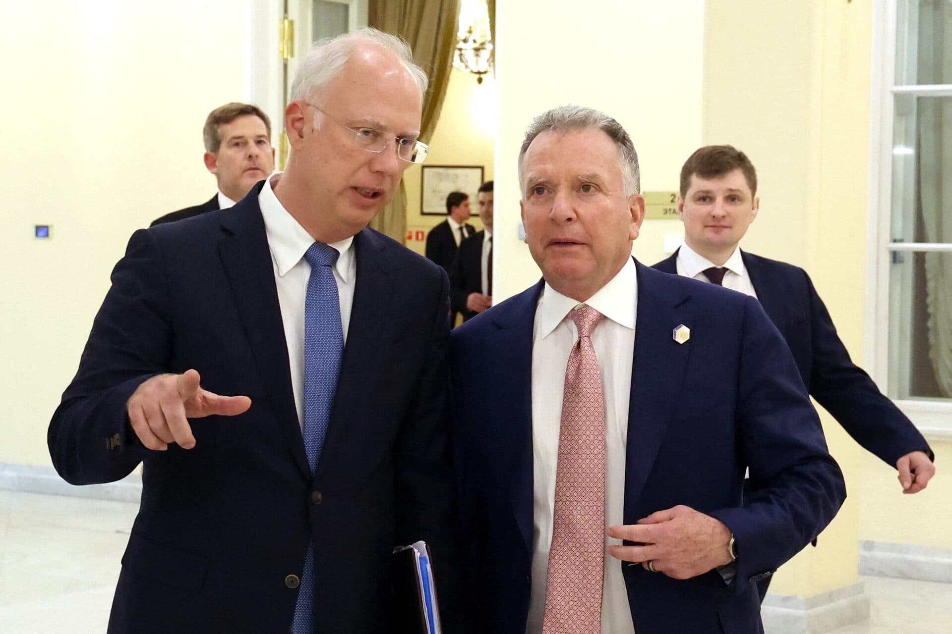 США пропонували Росії розблокування активів і продаж Лукойлу в обмін на перемир'я — NYT