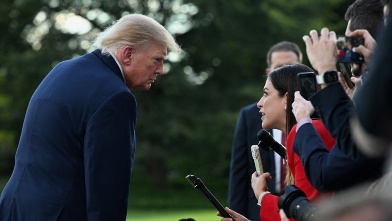 Трамп заявив про порушення перемир'я з обох сторін і назвав Путіна більш готовим до миру