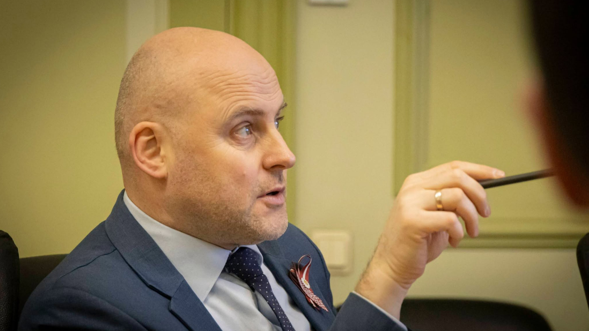 Прем'єр Латвії Кулбергс закликав європейців відмовитися від одного пива на рік заради підтримки України