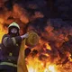 Дрони РФ двічі вдарили по складу у Святошинському районі Києва: спалахнула пожежа