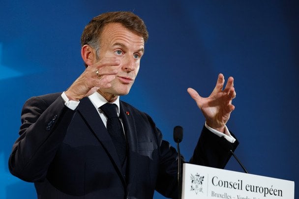 Макрон на саміті ЄС: підтримка України, критика «дизельної угоди» і заклик до єдності