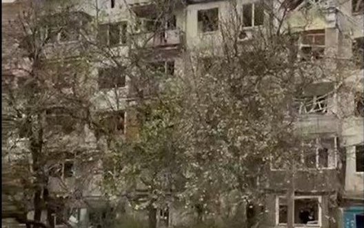 Авіаудар ФАБ-250 по Слов'янську: загиблий та 10 поранених, зруйновано багатоповерхівки