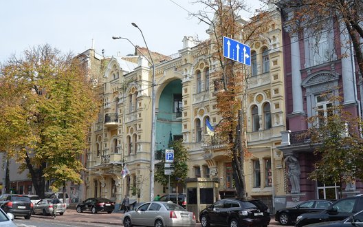 Південна Корея відкликає персонал посольства з України через суперечку щодо полонених