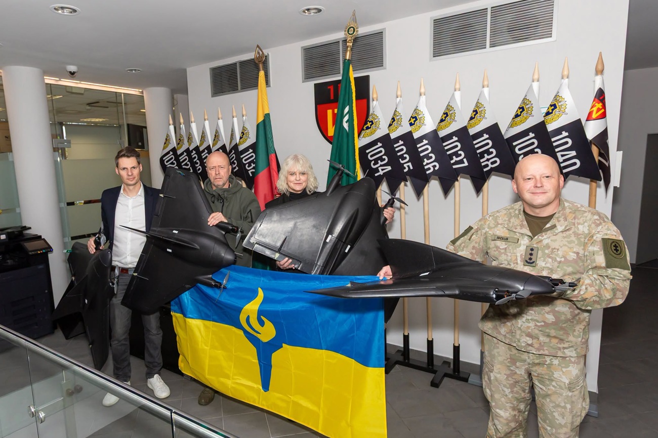 НАТО посилює Чорне море, Литва збирає кошти на дрони для України