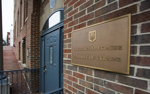 Підозрілий предмет біля посольства України у Вашингтоні: людей евакуювали, загрози не виявлено