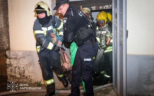 Пожежа у Харкові: 1 загиблий та п'ятеро постраждалих у житловому будинку