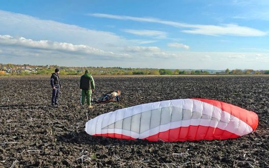 Українець перетнув кордон із Молдовою на мотопараплані й попросив притулку