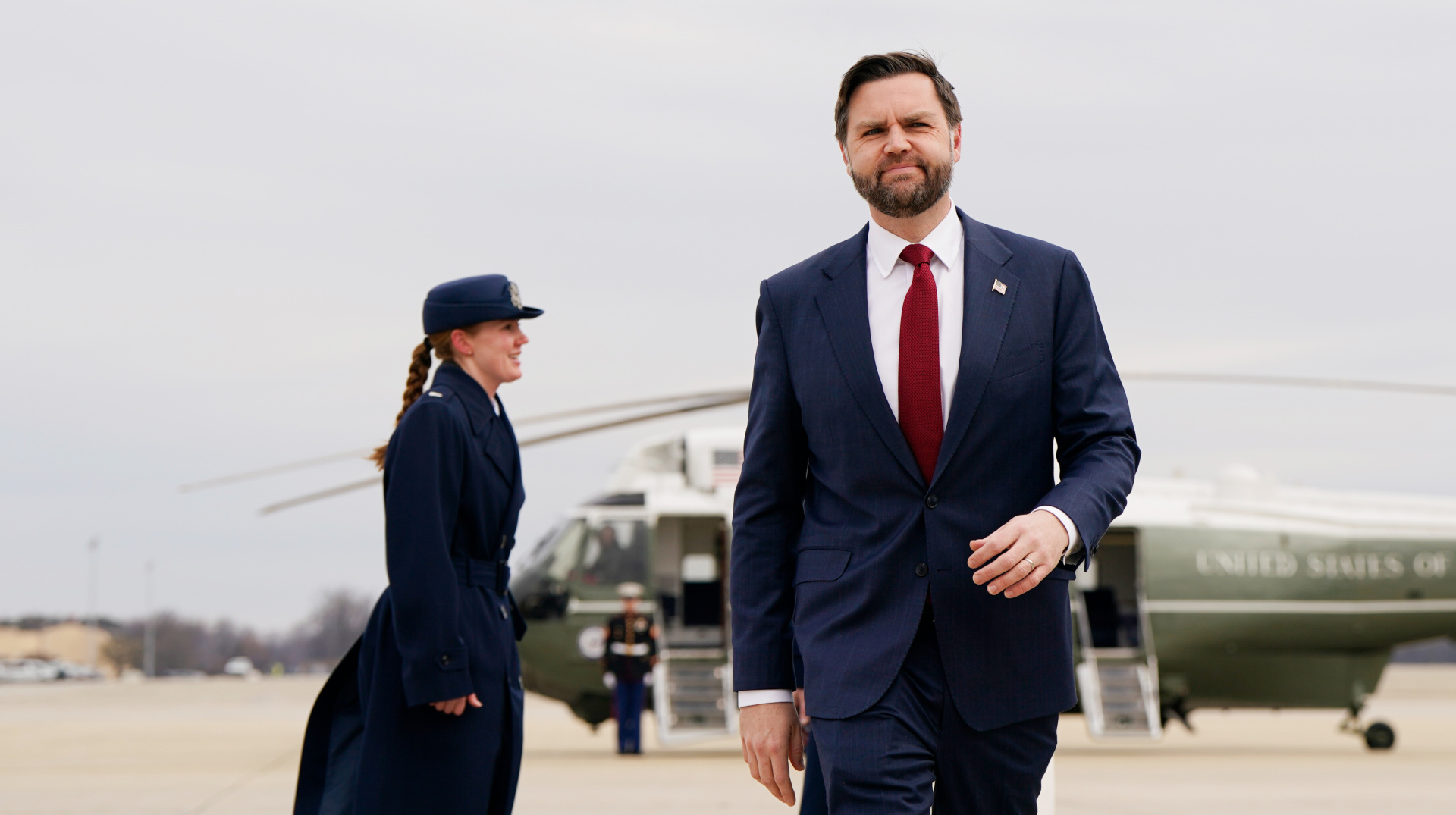 ЄС заморозив Угорщині оборонне фінансування SAFE, Венс підтримає Орбана перед виборами