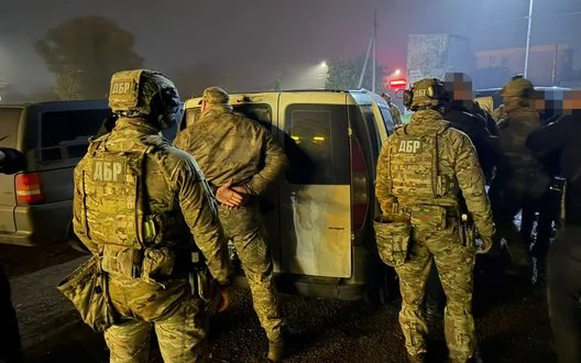 ДБР затримало п'ятьох посадовців ТЦК на Буковині за катування та хабарництво