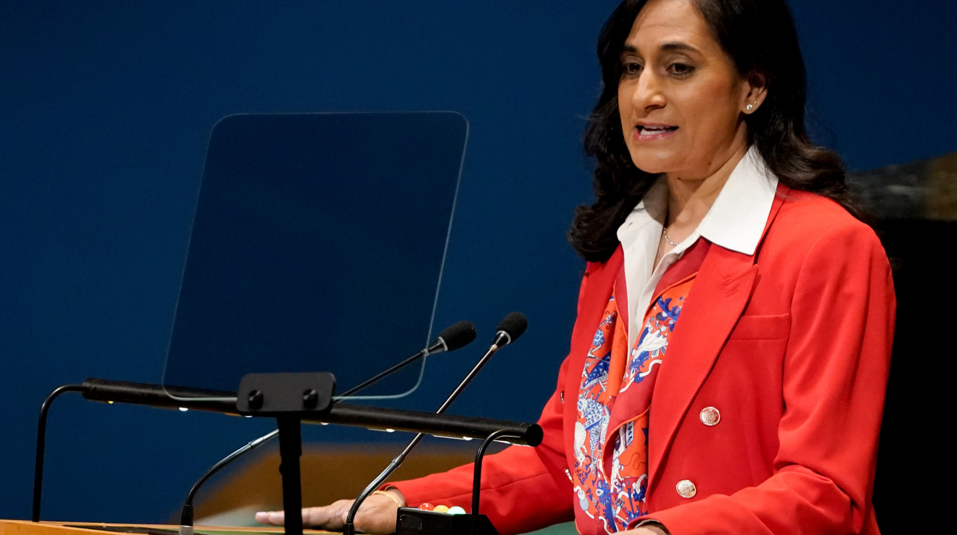 Канада ввела санкції проти 100 суден тіньового флоту Росії