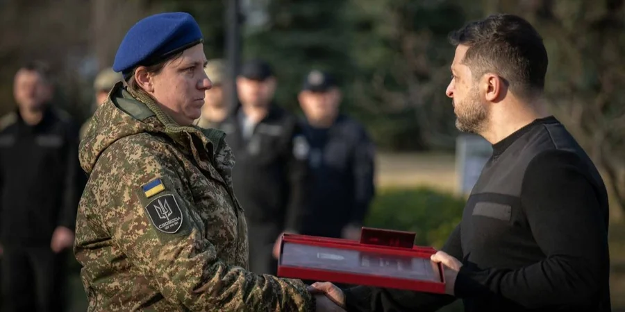 Кулеметниця НГУ Олександра Давиденко стала першою жінкою-Героєм України в Нацгвардії
