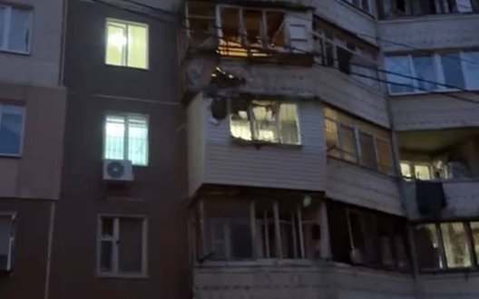 Дрон РФ влучив у 9-поверхівку в Одесі: є постраждалий