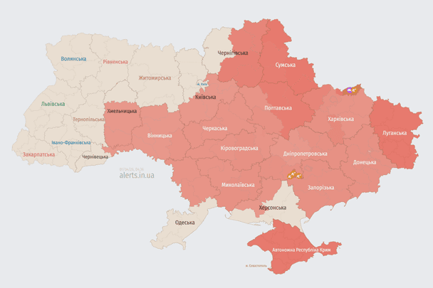 Масована нічна атака БПЛА: дрони дісталися заходу України, у Хмельницькому пожежа