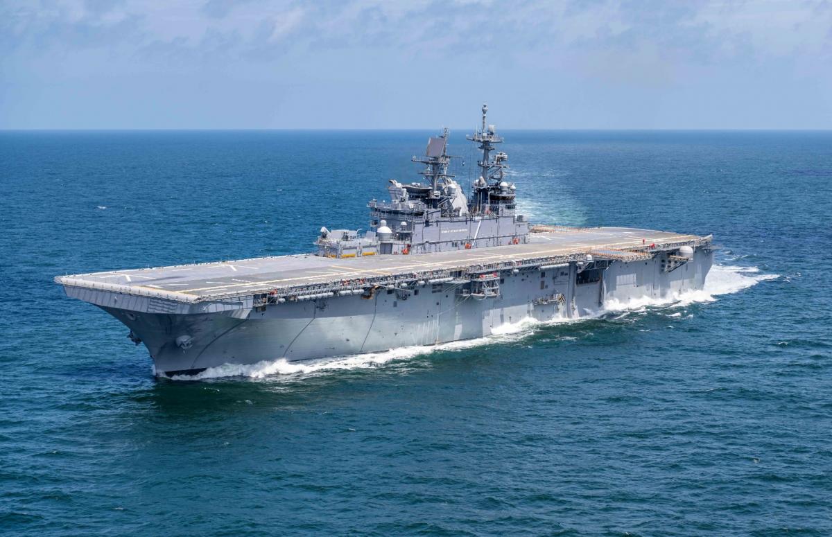 США направляють авіаносець USS George H.W. Bush на Близький Схід