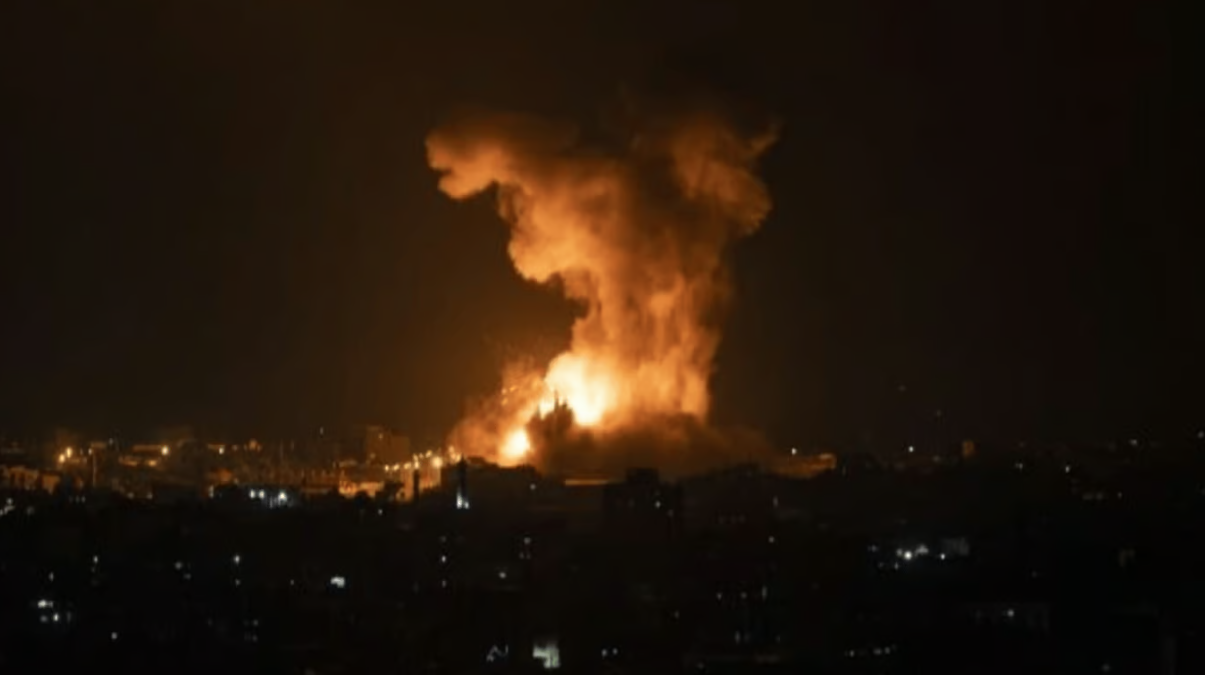 Масована нічна атака дронів: Харків у вогні, Крим без світла