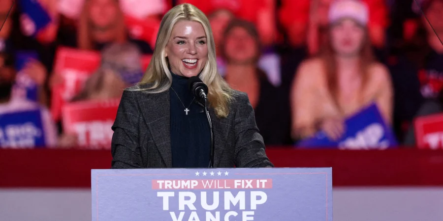 Трамп звільнив генпрокурорку США Пем Бонді через незадоволення справою Епштейна