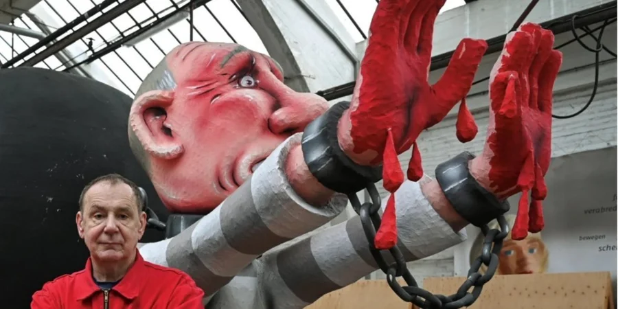 Росія заочно засудила німецького скульптора Жака Тіллі до 8,5 років за сатиру на Путіна