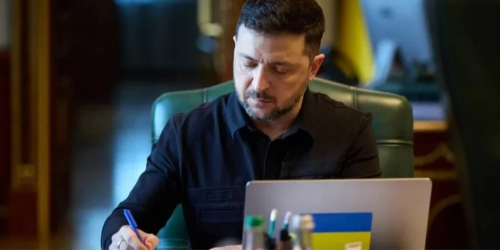 Зеленський підписав указ про правовий статус Меджлісу кримськотатарського народу