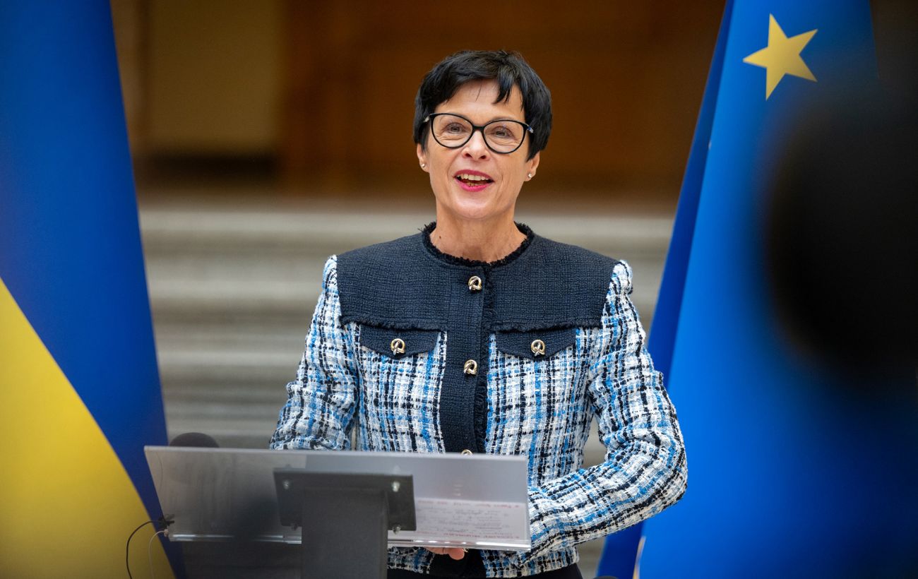 ЄС не робитиме винятків для України у критеріях вступу — Єврокомісарка Кос