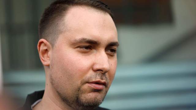 Буданов: іноземні союзники просять Україну обмежити удари по російських НПЗ