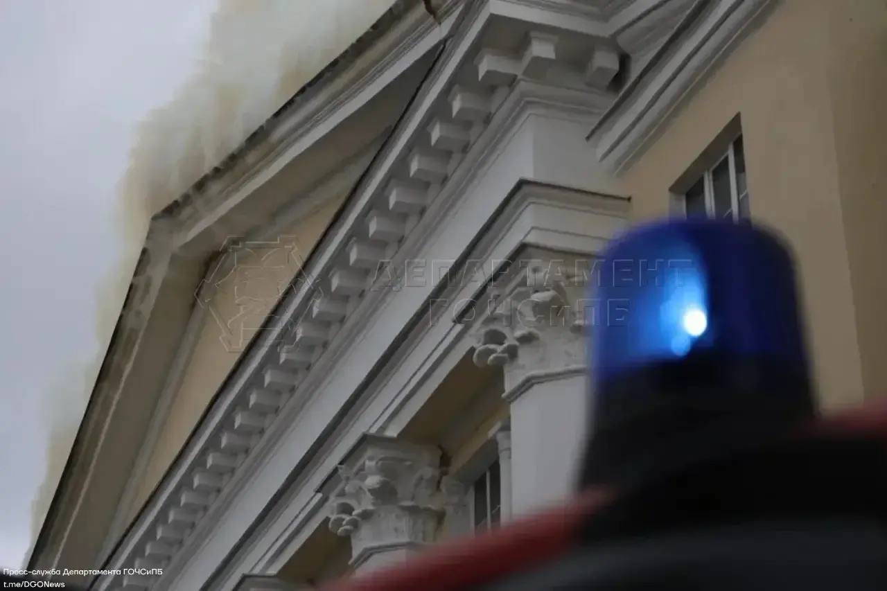 У московському Вищому командному училищі сталася пожежа