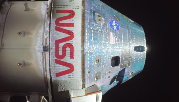 Місія Artemis II: екіпаж здійснює обліт Місяця вперше за понад 50 років — NASA стрімить у прямому ефірі