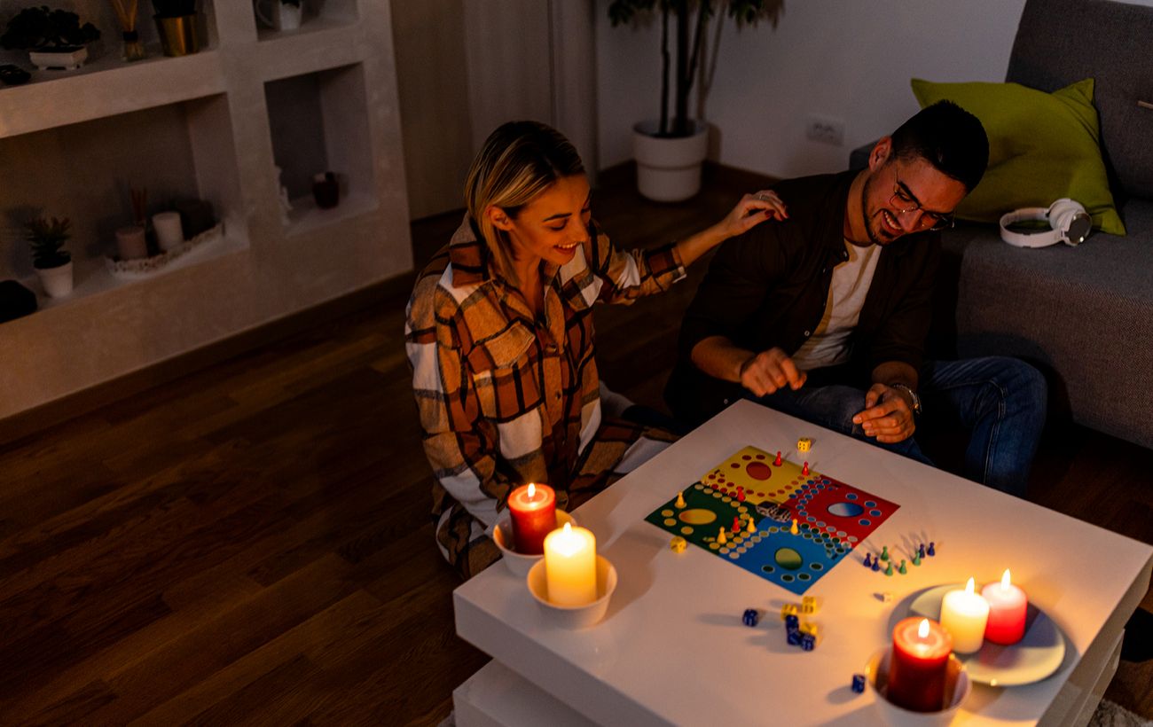 Відключення світла в Україні 11 квітня: лише 2 години обмежень для побутових споживачів