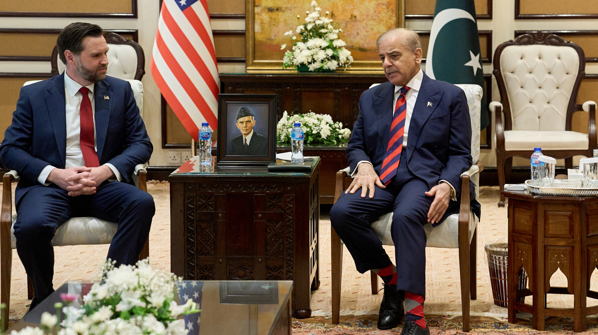 Переговори США та Ірану провалилися: Венс повернувся без угоди, Тегеран відмовився від зобов'язань щодо ядерної зброї