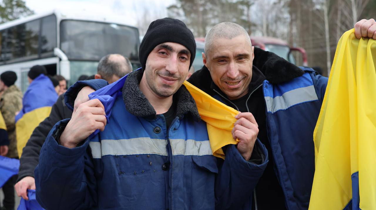 Другий «женевський» обмін: Україна повернула з полону 300 військових та двох цивільних