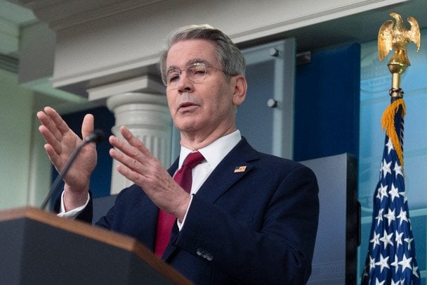 США посилюють тиск на Іран: нові санкції та скасування нафтових виключень для РФ