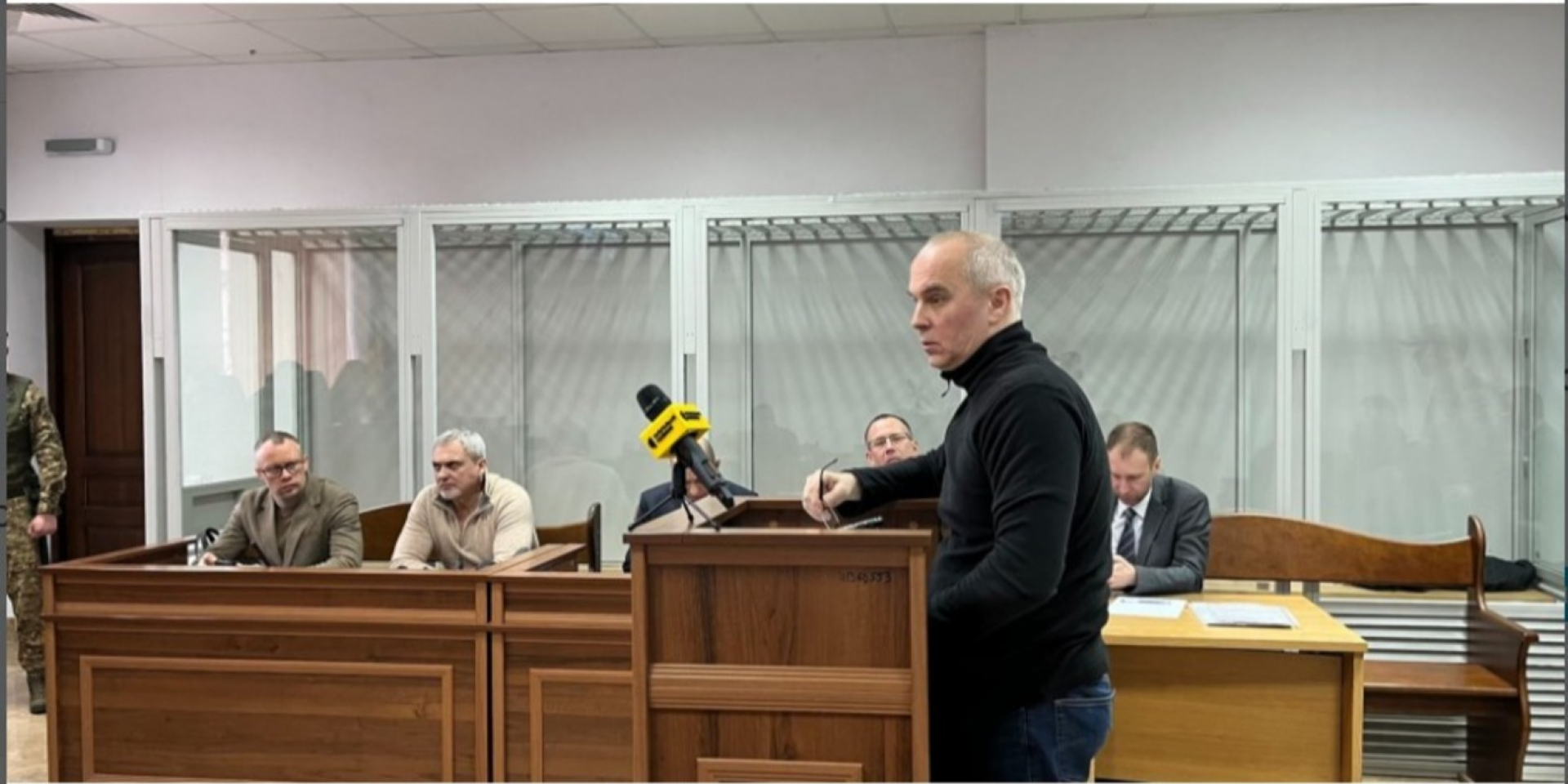 Суд звільнив підозрюваного у держзраді Нестора Шуфрича: домашній арешт з електронним браслетом