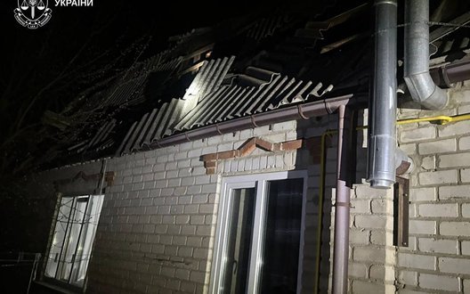 Люботин на Харківщині під масованою атакою дронів: троє поранених, пожежа на підприємстві