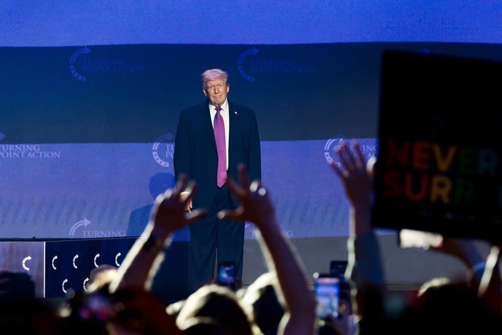 Трамп назвав НАТО "абсолютно неефективним" та звинуватив у відмові допомогти з Іраном