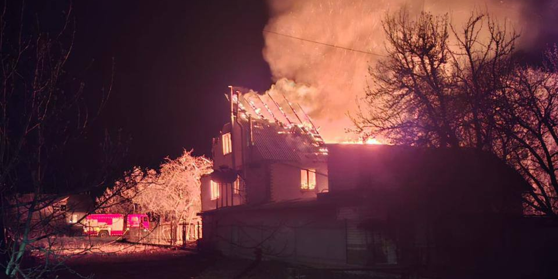 Атака дронів РФ на Чернігів: загинув 16-річний юнак, пошкоджено будинки та ліцей