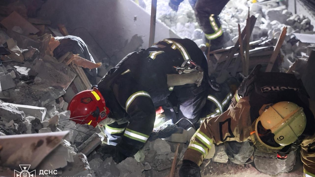 Ракетний удар по Харкову: 7 загиблих, серед них двоє дітей