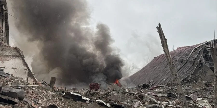 Росія двічі вдарила ФАБами по Слов'янську: троє поранених, зруйновано навчальний заклад