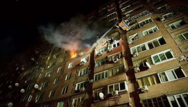 Удар шахедом по багатоповерхівці в Дніпрі: двоє загиблих, до десяти поранених