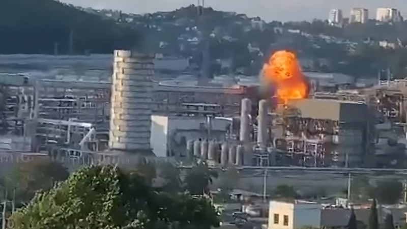 Генштаб підтвердив: у Туапсе знищено 24 нафтові резервуари, у Ярославлі пошкоджено НПЗ