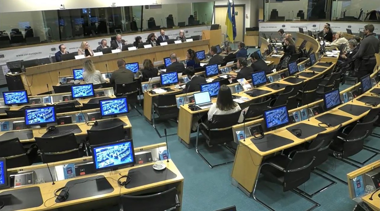 ЄС розглядає поширення статті про колективну оборону на Україну без членства