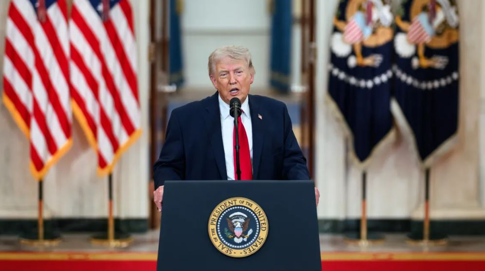 Трамп підвищує мита до 25% на автомобілі з ЄС всупереч торговельній угоді