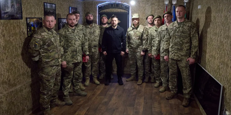 Зеленський відвідав 31-у бригаду на Олександрівському напрямку: доповідь Сирського та нагороди