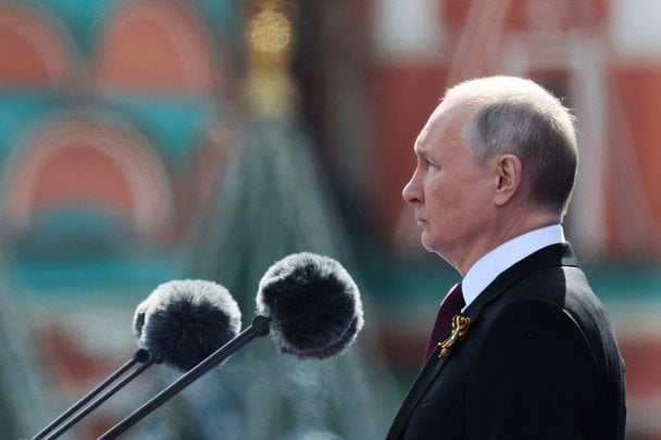 Аналітики: Росія затягуватиме війну до виборів у США, Путін назвав справжню причину нападу