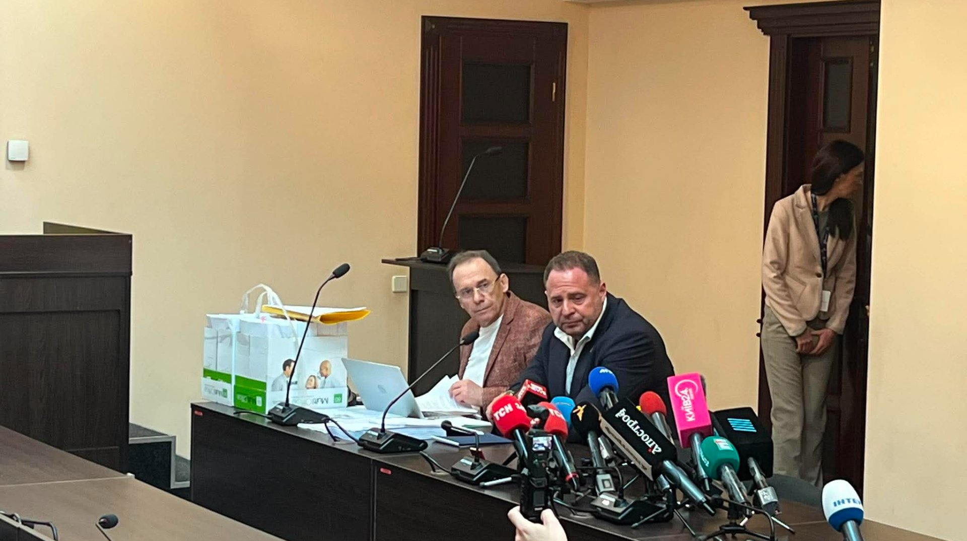 Єрмак залишився в СІЗО: заставу 140 млн грн не встигли зібрати