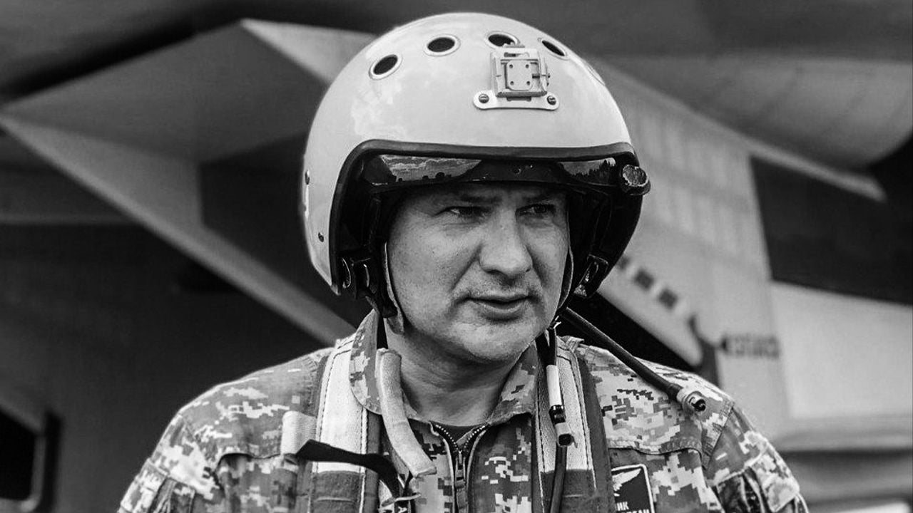 На Сході загинув Герой України, командир 39-ї бригади тактичної авіації полковник Олександр Довгач