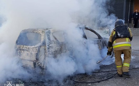 Удар по Херсону: 22-річна жителька загинула, один загиблий і 15 поранених на Херсонщині