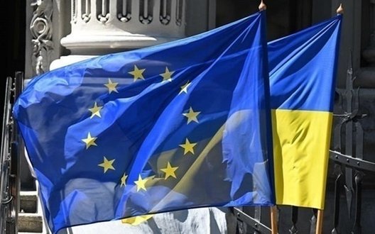 ЄС визначив умови для першого траншу кредиту на 90 млрд євро: ПДВ на посилки та продовження військового збору